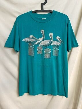90s Vintage Pelican T-shirt Single Stitch Panama City Beach Cracked Faded Birds.